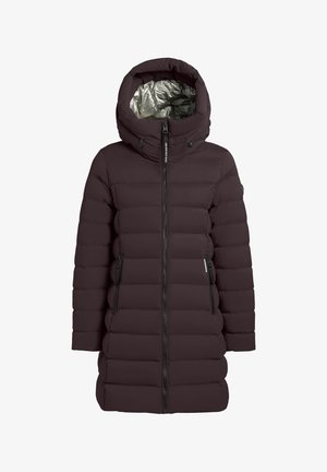 Lange, gewatteerde jas in donkerbruin met een oversized capuchon en zilverkleurige voering. Voorzien van zwarte ritssluitingen en twee zijzakken.