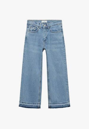 Svijetloplavi traper široki traperice s visokim strukom, pet džepova i sirovim rubom. Sadrži prednje dugme i zatvarač.