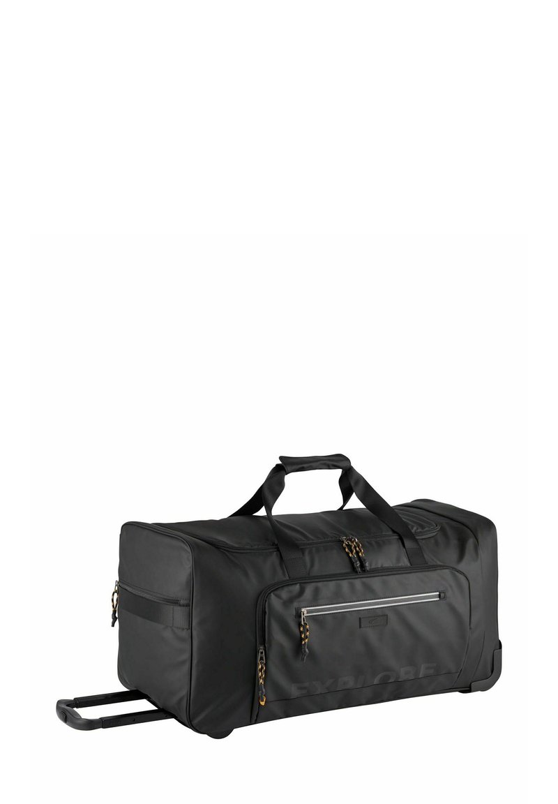 Sac de sport noir à roulettes avec poche zippée à l'avant, doubles poignées et poignée rétractable sur fond blanc.