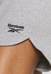 Reebok Sportovní kraťasy - mottled grey