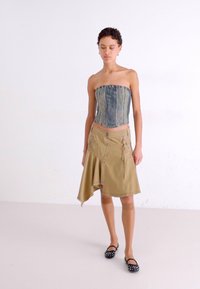 Jaded London ASYMMETRIC CHOPPY CARGO SKIRT - sukňa v tvare A - beige