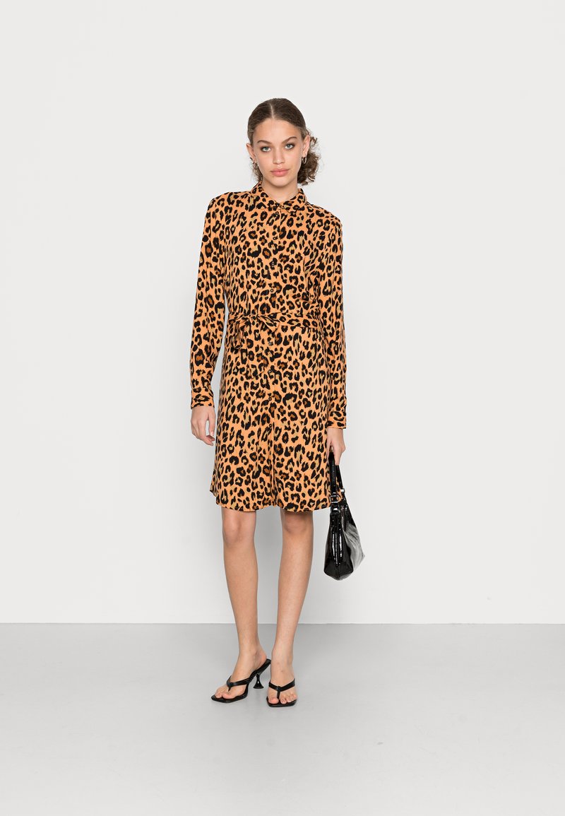 Damen Freizeitkleider | Vila VIPAYA SHIRT DRESS Blusenkleid butterumaop/leo/braun - QI68187 Damen Freizeitkleider | Vila VIPAYA SHIRT DRESS Blusenkleid butterumaop/leo/braun - QI68187
