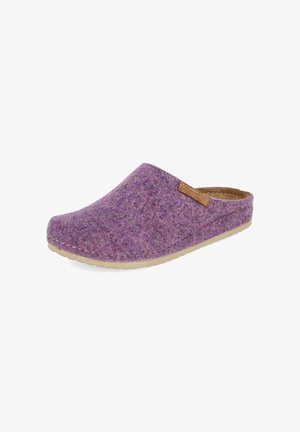 Zueco morado de fieltro con suela beige y detalle en cuero marrón, diseñado para comodidad interior y fácil uso.