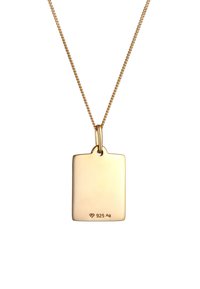 Goldplattierte Halskette mit einem rechteckigen Anhänger mit polierter Oberfläche und eingeprägtem "925 Ag"-Marke, aufgehängt an einer verdrillten Kette.