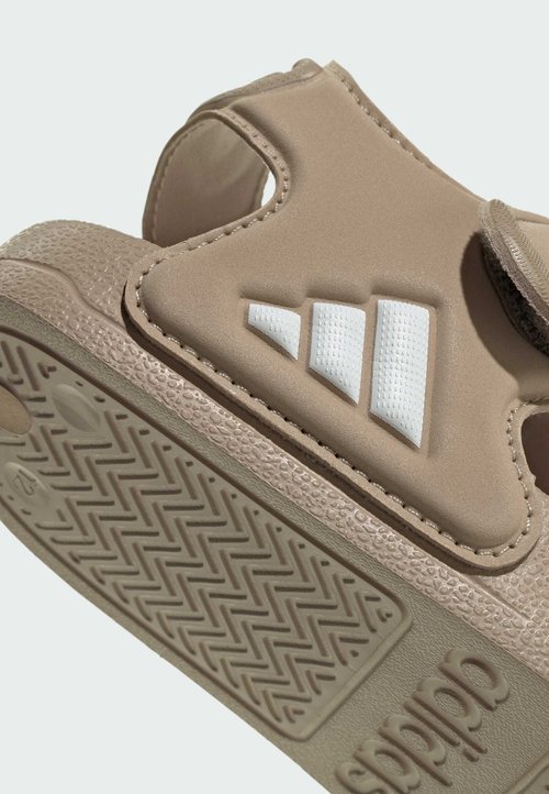 adidas Sandalia Adilette 2 — photo 7