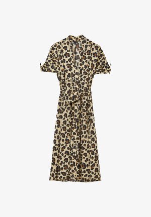 Abito midi con stampa leopardata, maniche corte, chiusura a bottoni sul davanti e cintura annodata in vita, su sfondo beige.
