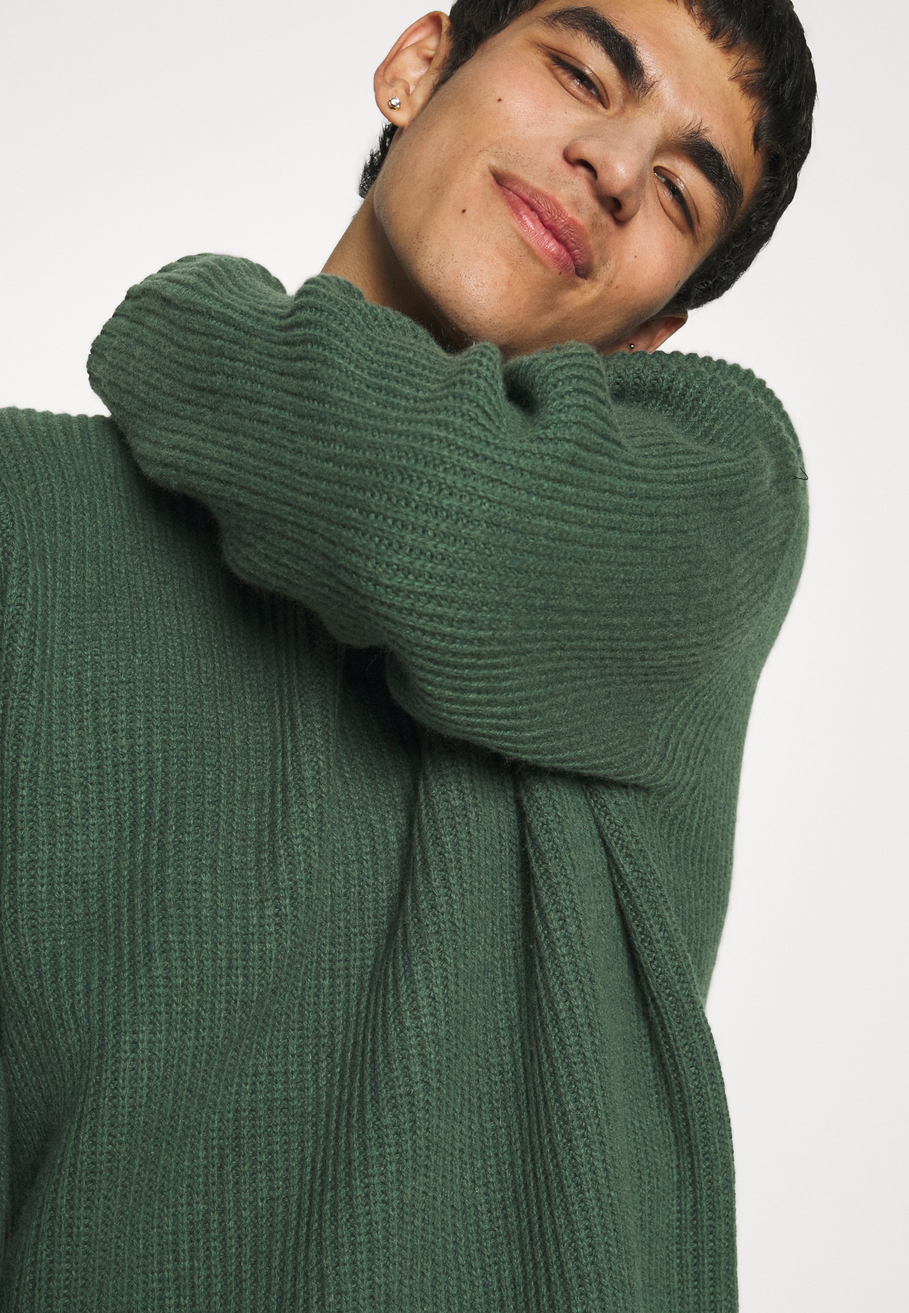 levis green jumper