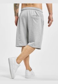DEF DEF DAMEN DEF BOBI SHORTS - Joggebukse - grey
