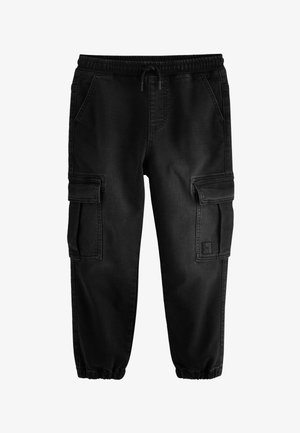 Pantalon cargo jogger noir avec taille élastique, cordon de serrage, poches latérales, poches cargo à rabat, et bas de jambes élastiqués.