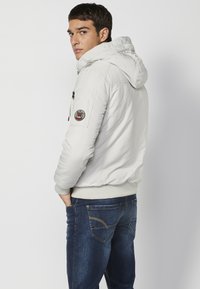 Koroshi Lahka jakna - gris perla   pearl grey