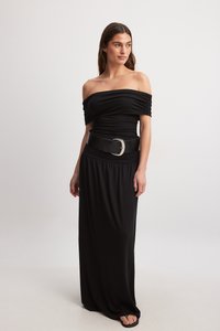 NA-KD OFF SHOULDER HIP DETAIL MIDI DRESS - Dolga obleka - black