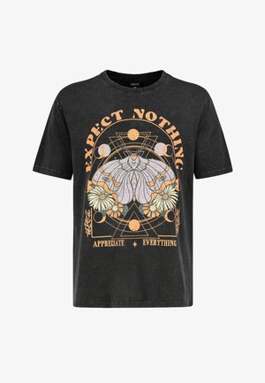 Black cotton t-shirt featuring a central graphic with a moth, flowers, and geometric elements in orange and gray. Round neck, short sleeves.