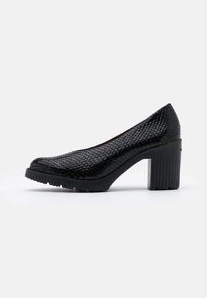 Plateaupumps - black