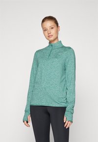 Nike Performance SWIFT - Top dugih rukava - bicoastal/enamel green/reflective silver