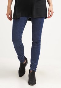 Zalando Essentials Maternity Džíny Slim Fit - blue denim