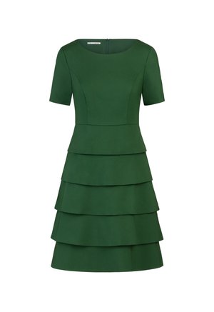 Groene jurk met een ronde halslijn, korte mouwen en een gelaagd ontwerp met vier horizontale lagen. Glad stoftextuur, ritssluiting aan de achterkant.