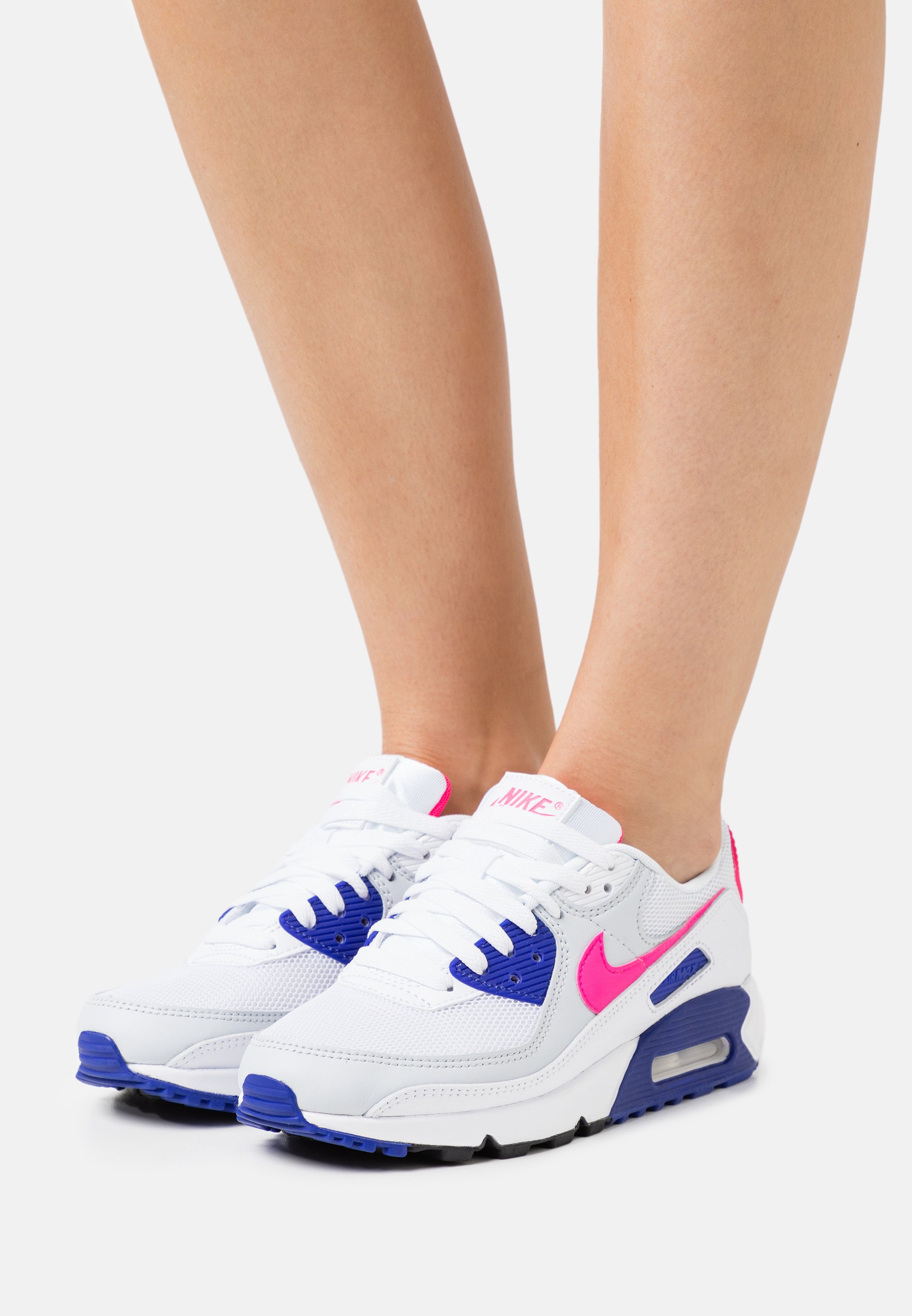 nike air max white pink