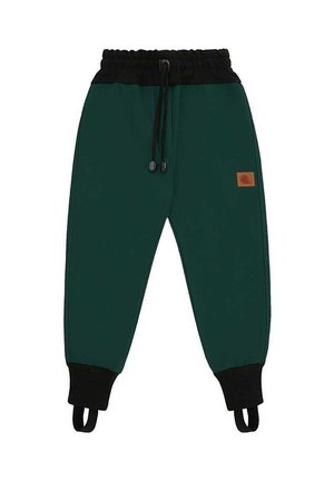 Ciemnozielone spodnie dresowe z czarnym elastycznym pasem, sznurkami do ściągania, czarnymi mankietami z paskami na stopy oraz małą brązową łatą na udzie.