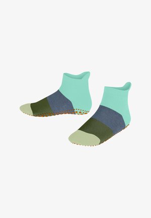 Chaussettes basses colorées avec un motif vert menthe, bleu et olive. Semelles avec grip en caoutchouc texturé, matière lisse et conception sans couture au niveau des orteils.