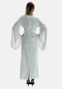 Elara ABAYA - Vestito lungo - weiß