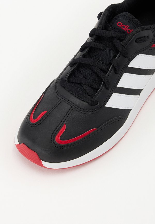 TENSAUR SWITCH – Laufschuh Straße