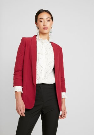 PCBOSS - Short coat - biking red