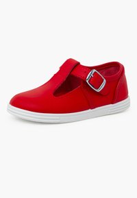 Scarpa in pelle rossa con design a T, fibbia metallica regolabile e suola in gomma bianca. Presenta lati traforati per la traspirabilità.
