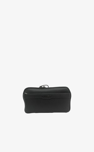 Borsa cosmetica nera con cerniera, finitura texturizzata, forma rettangolare e un elegante dettaglio con cinturino nero. Design semplice e funzionale.