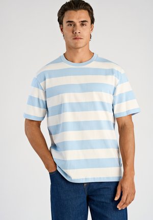 STRIPED OVERSIZED TEE - T-shirt imprimé - soft blue
