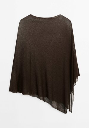 Bruine sheer poncho met een asymmetrische zoom, lichte textuur, brede halslijn en een vloeiende ontwerp voor draperen.