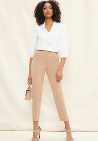 Friends Like These BOW FRONT 3/4 SLEEVE - REGULAR FIT - Blúz - ivory white