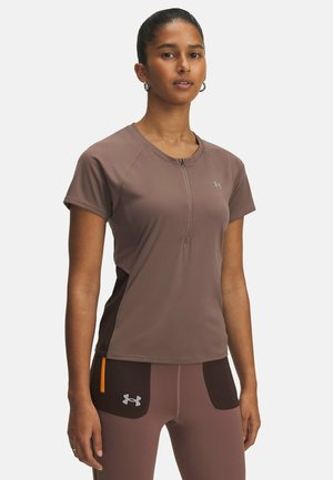 TRAIL RUN - Print T-shirt - sierra taupe