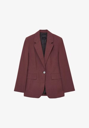 Blazer bordeaux avec une texture lisse, revers crantés, fermeture à un bouton et deux poches avant. L'intérieur est doublé en noir.