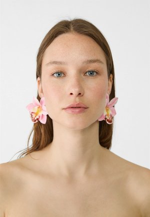 Earrings - pink
