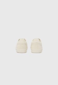 ALDO THEPITCH - Baskets basses - white