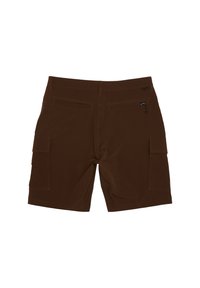 Hnědé cargo šortky s poutky na opasek, zadní kapsou na zip a dvěma bočními kapsami s klopou, zobrazené zezadu na bílém pozadí.