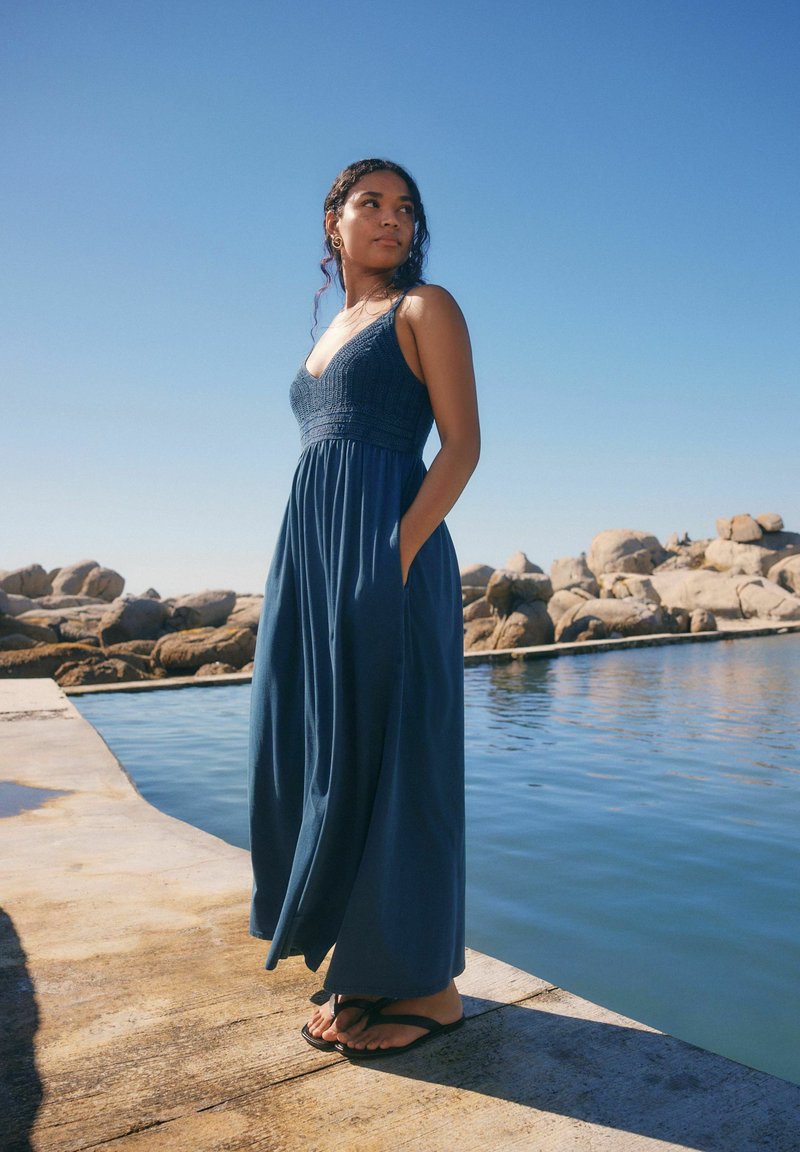 Next Maxi dress - navy/blue - Zalando