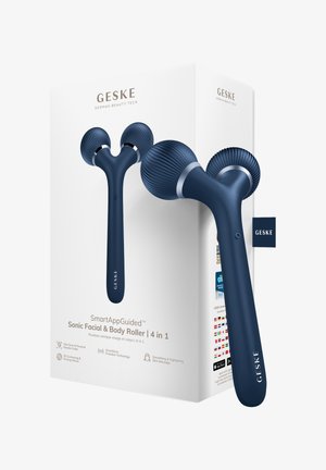 Rouleau Sonic bleu pour le visage et le corps avec trois têtes de massage texturées à côté d'une boîte de produit blanche de la marque GESKE.