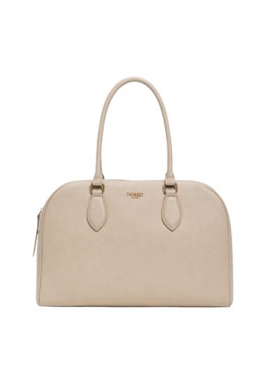 Borsa a mano in pelle beige con parte superiore arrotondata, due manici, logo Twinset Milano tono oro e chiusura con zip sul lato.