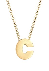 Guld halskæde med en stor, glat bogstav "C" vedhæng på en kæde af sammenflettede cirkulære led.