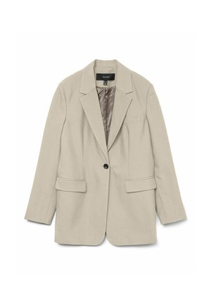 Bēša vienpogas žakete ar atloku, divām priekšējām vērtnes kabatām un gludu, satīna līdzīgu iekšējo oderi, attēlota uz balta fona.