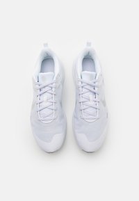 Nike Performance DOWNSHIFTER 12 - Scarpe da corsa su strada - white/pure platinum