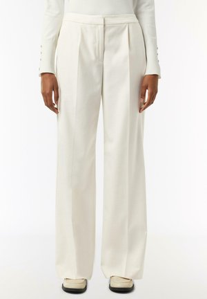 MIT WEITEM BEIN - Pantalon classique - helles beige