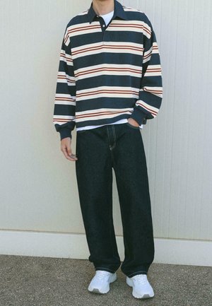 Bershka, Sweatshirt - mottled dark green