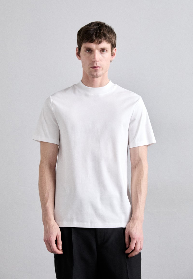 J.LINDEBERG - ACE MOCK NECK  - Camiseta básica - white, Ampliar