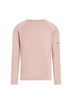 Lyserød langærmet crew-neck skjorte med raglanærmer og lille logo på venstre overarm mod hvid baggrund.