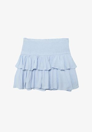 Jasnoniebieska plisowana mini spódnica z marszczoną gumką w pasie i falbanami z miękkiego, lejącego się materiału.