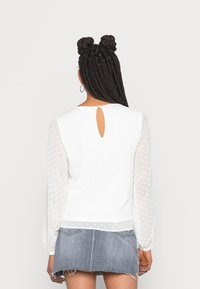 VILA VIMALIANA O NECK  - Bluse - cloud dancer