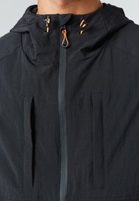 CLOSURE London TECH UTILITY JACKET - Letná bunda - washed black