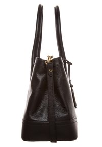 Svart läderhandväska med en strukturerad yta, konisk form, två långa handtag och en guldfärgad accent upptill.